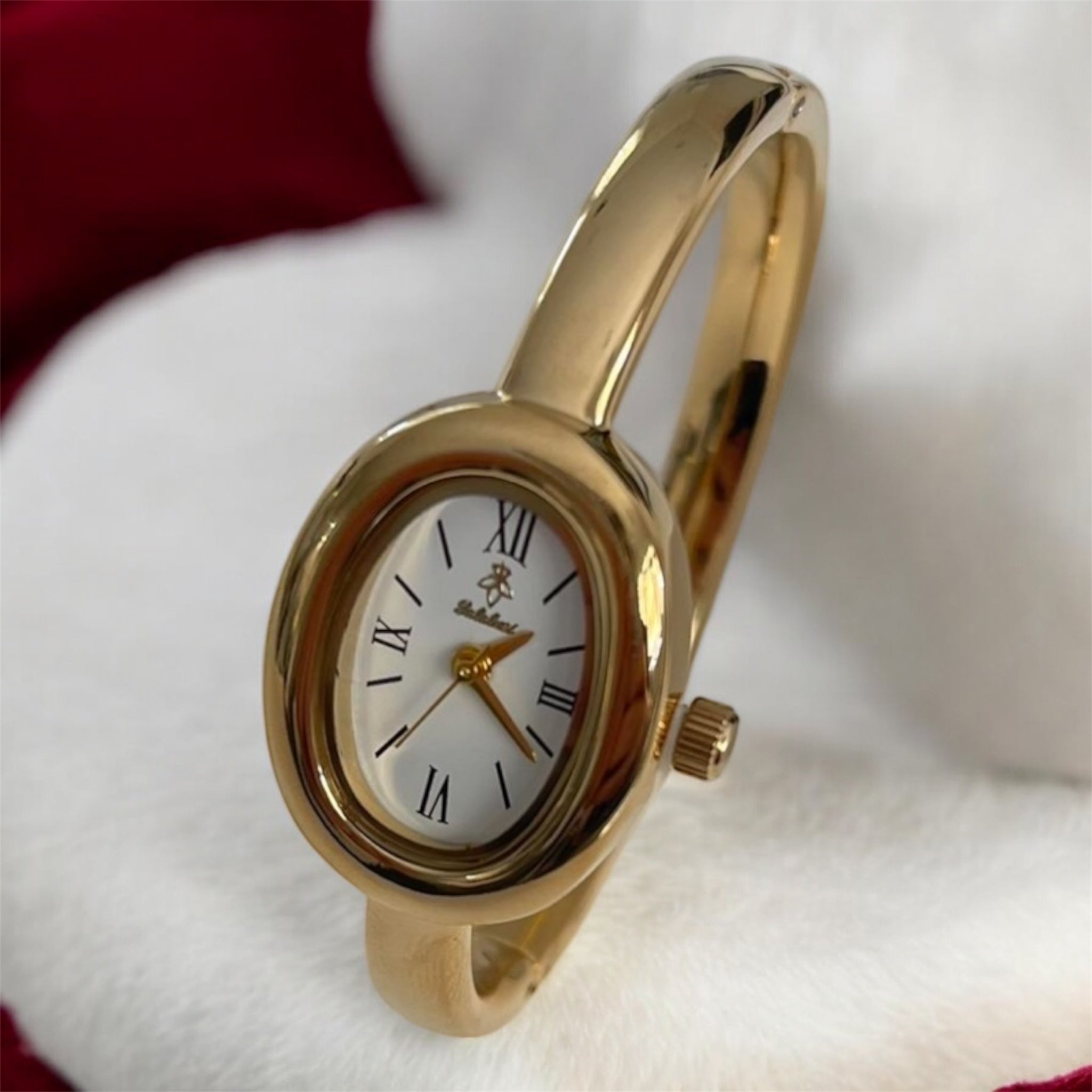 Elegant Women’s Watch – Minimal Fashion Quartz