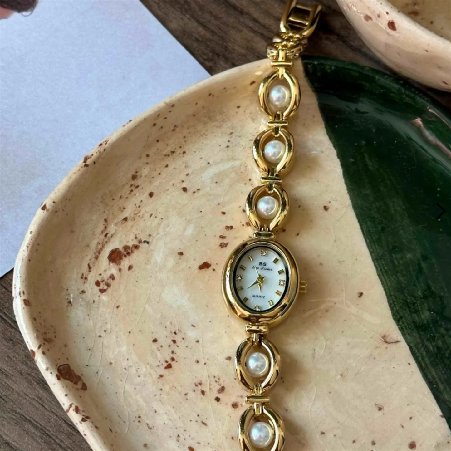 Elegant Vintage Silver Bracelet Watch – Luxury Small Dial Quartz Timepiece for Women